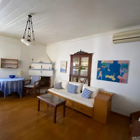 Дом отдыха Domenica's House Klima (Skopelos)